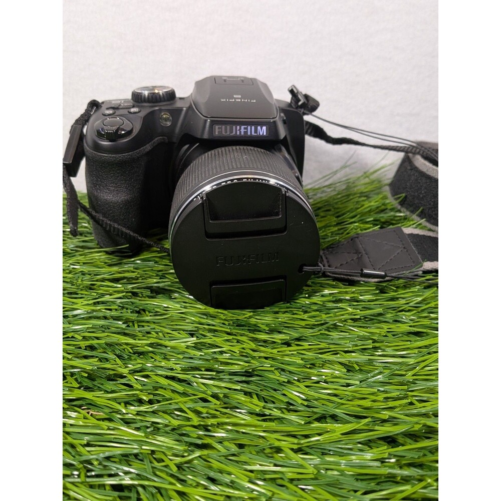 FUJIFILM FinePix S9200 Black 16MP 50x Zoom Digital Camera Tested